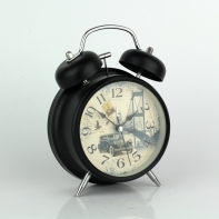 Retro budík s autem 17cm