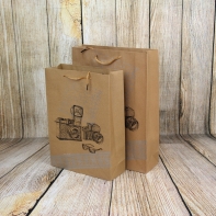 Retro dárková papírová taška fotoaparát 23x32x8,5cm