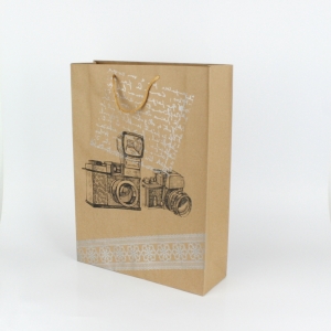 Retro dárková papírová taška fotoaparát 27x37x9cm