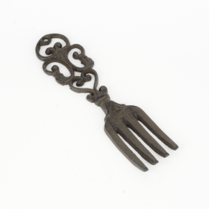 Retro dekorace litinová vidlička 21,5cm
