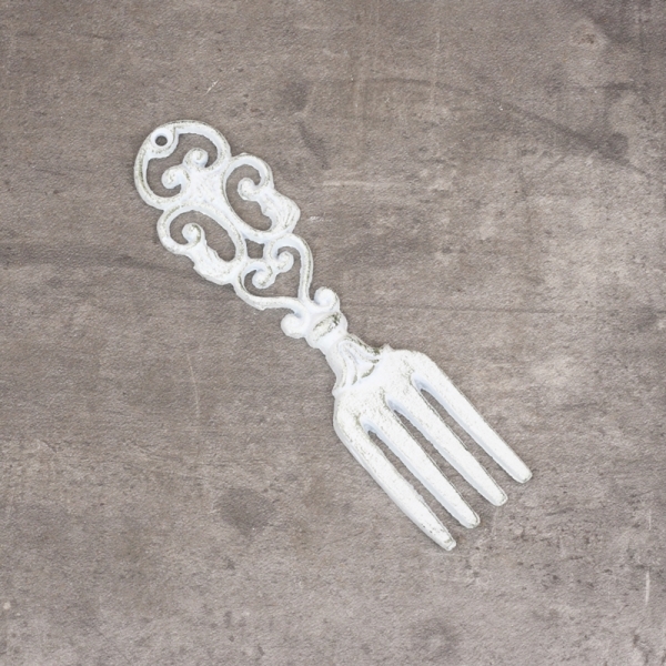 Retro dekorace litinová vidlička bílá 21,5cm