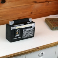 Retro kasička na peníze magnetofon 18x13 cm