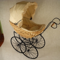 Retro kočárek 