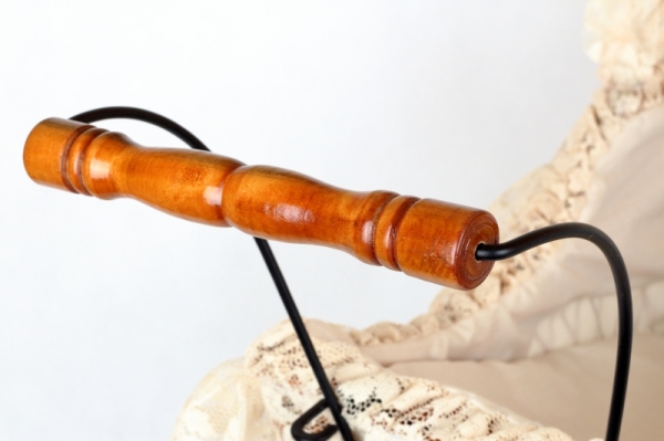 Retro kočárky / kočárek pro panenku hnědé proutí 66x60x28cm