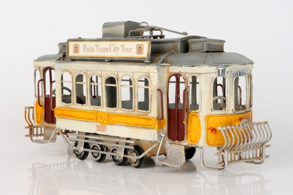 Retro kovový model tramvaj 26x9x13cm