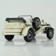 Retro model automobilu s rolovací střechou 26cm