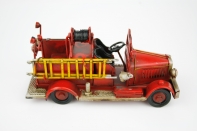 Retro model hasičské auto 17cm