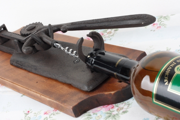 Retro otvírák na lahve 40x14x8cm