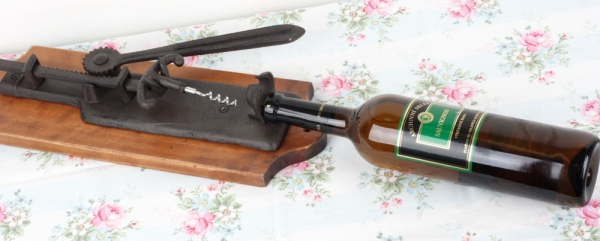 Retro otvírák na lahve 40x14x8cm