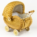 Retro proutěný kočárek pro panenky 42cm