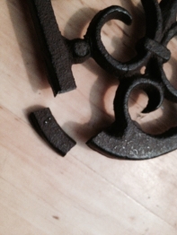 Rohožka litinová - ulomená I.