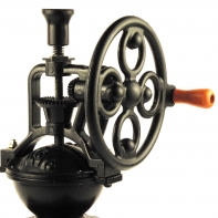 Ruční mlýnek na kávu porcelán s kolem