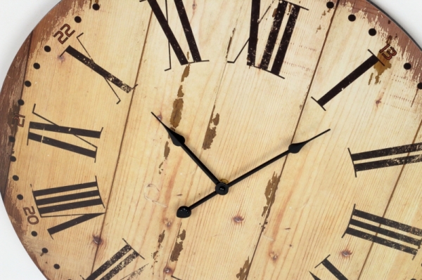 Rustikální dřevěné nástěnné hodiny 58cm