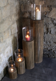 Sada 4 dřevěných svícnů špalek 31/45/81/115cm
