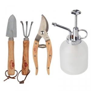 Sada ručního nářadí do bytu