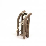 Sáně hnědé malé 3,5x12x5cm