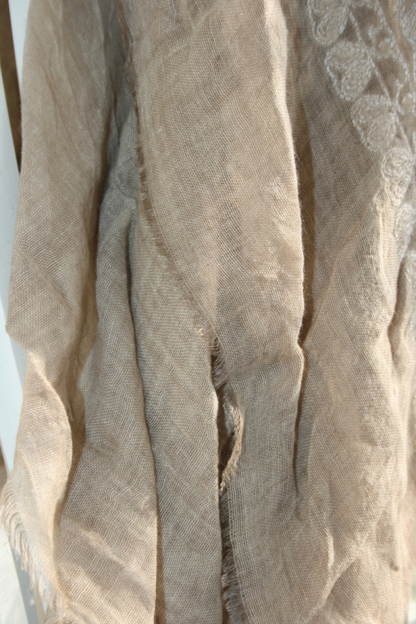 Šátek Zrnka písku 140x140cm