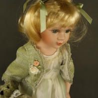 Sběratelská panenka 40 cm Zina