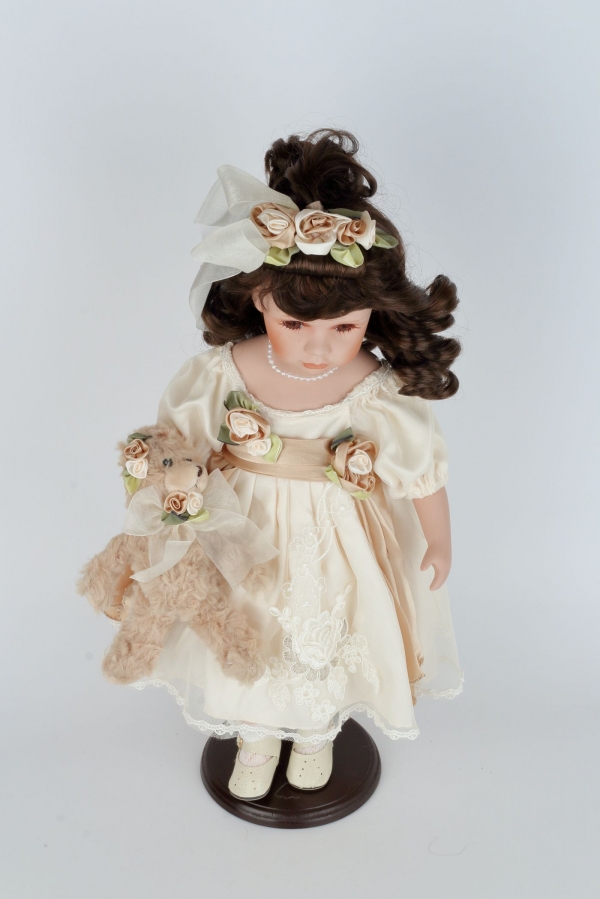 Sběratelská panenka Karolína 48cm