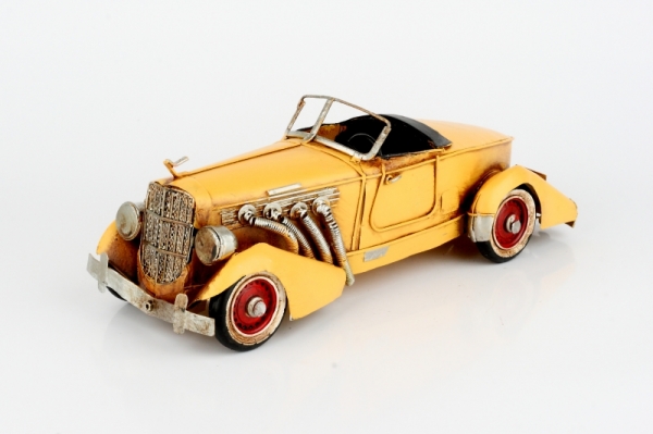 Sběratelský model kovové auto žluté 34cm
