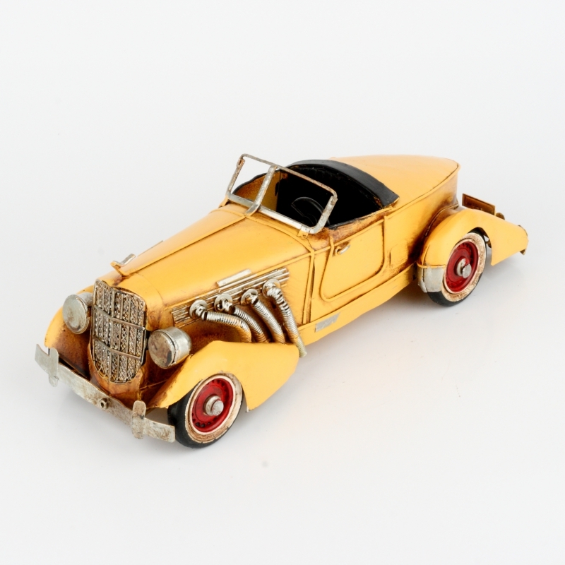 Sběratelský model kovové auto žluté 34cm