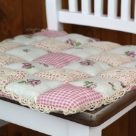 Sedák na židli patchwork růžové růže 40x40cm