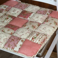 Sedák na židli patchwork růžový 40x40cm
