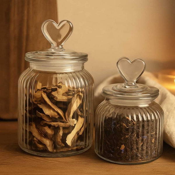 Skleněná dóza se srdíčkem 19 × 10 cm