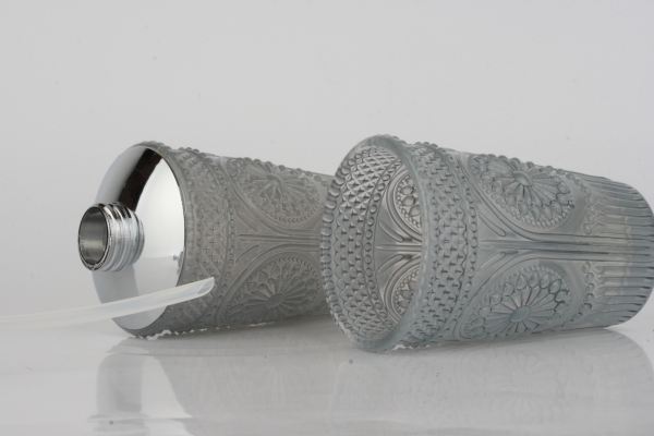 Skleněná koupelnová sada - dávkovač na mýdlo a sklenice