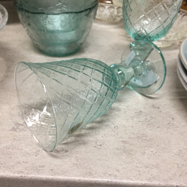 Sklenice na víno ARLEQUIN 0,37l