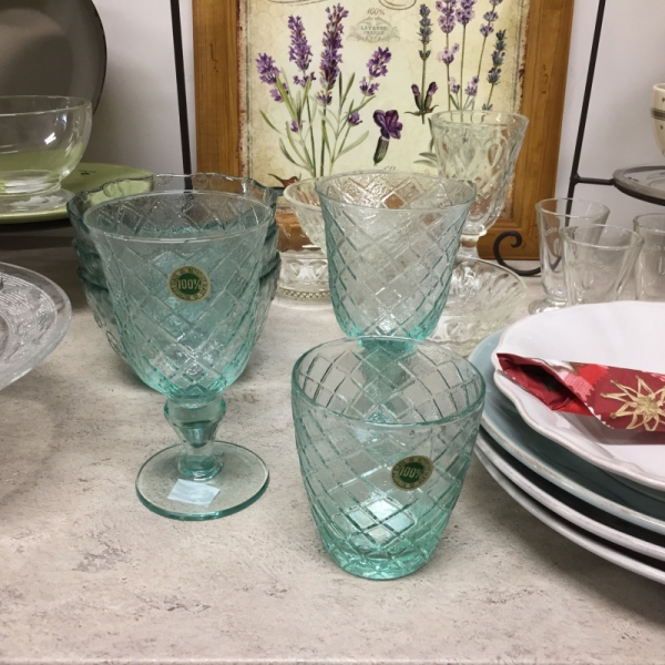 Sklenice na víno ARLEQUIN 0,37l