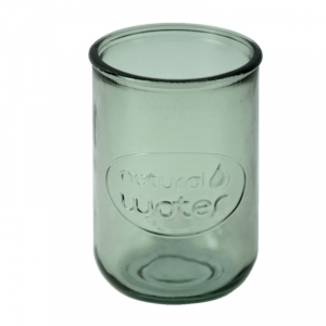 Sklenice na vodu z recyklovaného skla