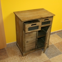 Skříňka dřevěná se dvěma šuplíky 57x67x34cm