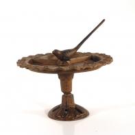 Sluneční hodiny z litiny s ptáčkem 22cm