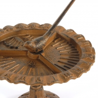 Sluneční hodiny z litiny s ptáčkem 22cm