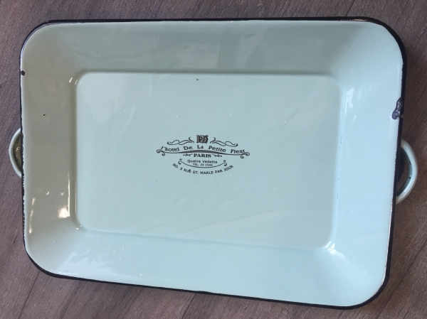 Smaltovaný podnos VYŘAZENO