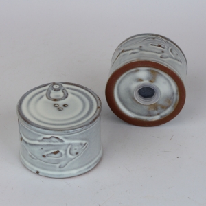 Solnička a pepřenka konzerva s rybou 6x4x6cm