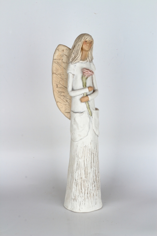 Soška anděla Něžnost stojící s růží 42cm