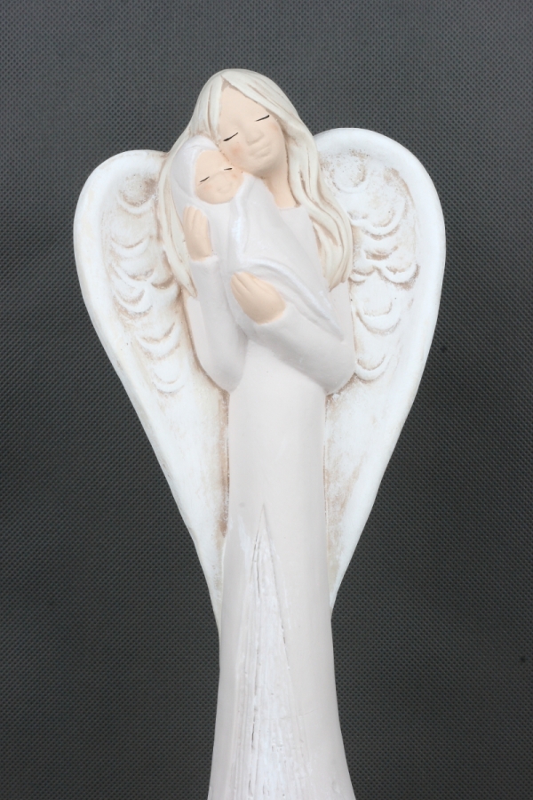 Soška anděla s miminkem Mateřská láska 38cm