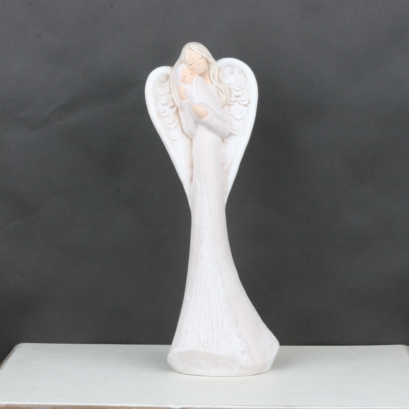 Soška anděla s miminkem Mateřská láska 38cm