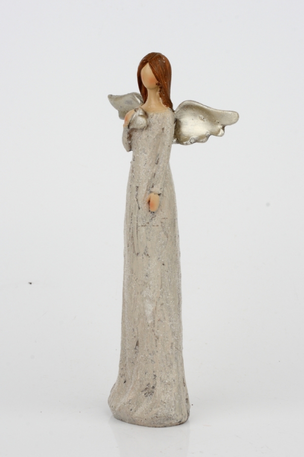 Soška anděla se třpytivými šaty a zlatými křídly