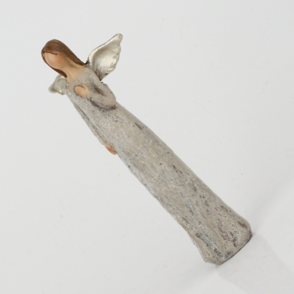 Soška anděla se třpytivými šaty Ruka na srdci 13cm