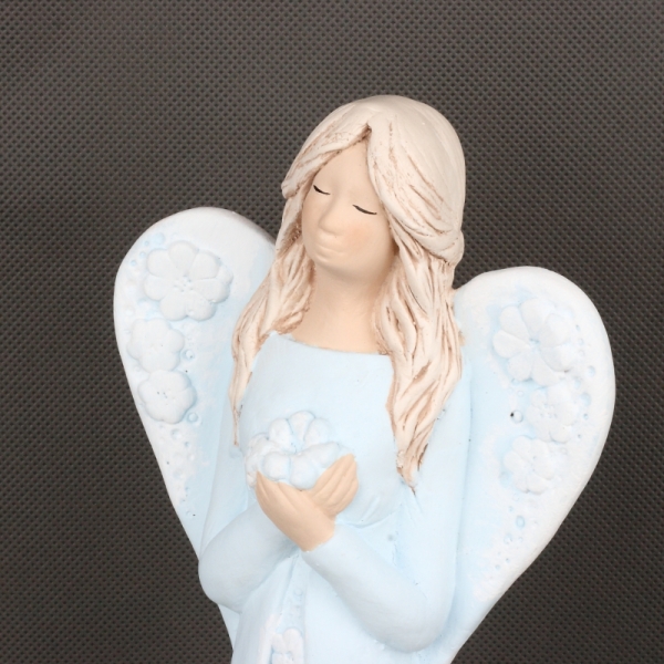Soška anděla v modrých šatech 38cm