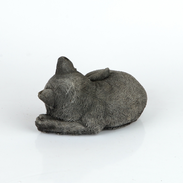 Soška kočky v klubíčku 20x15x8cm