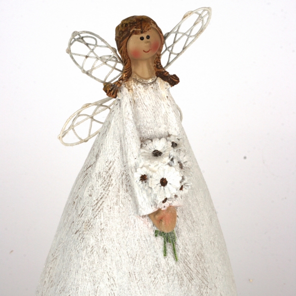 Soška víla v bílých šatech s kyticí 27cm