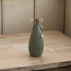 Soška víla v modrých šatech s květinou 15cm