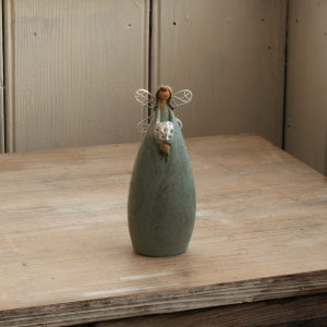 Soška víla v modrých šatech s kyticí 15cm