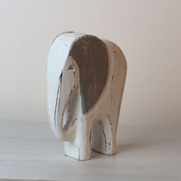 Soška vyřezávaný slon 20cm