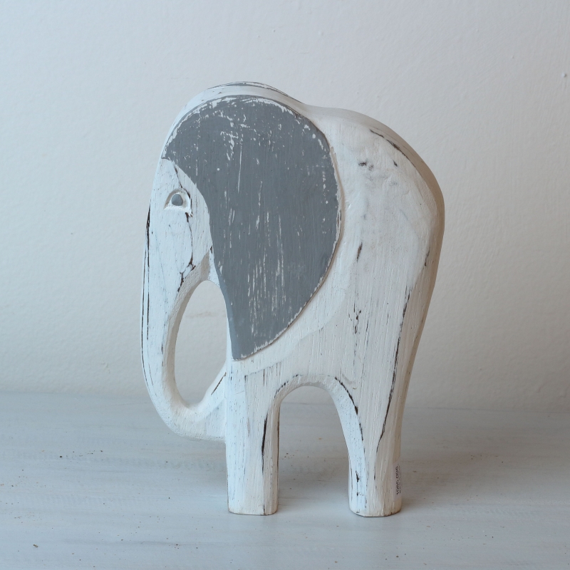 Soška vyřezávaný slon 20cm