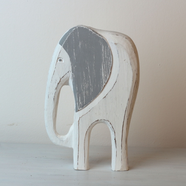 Soška vyřezávaný slon 30cm